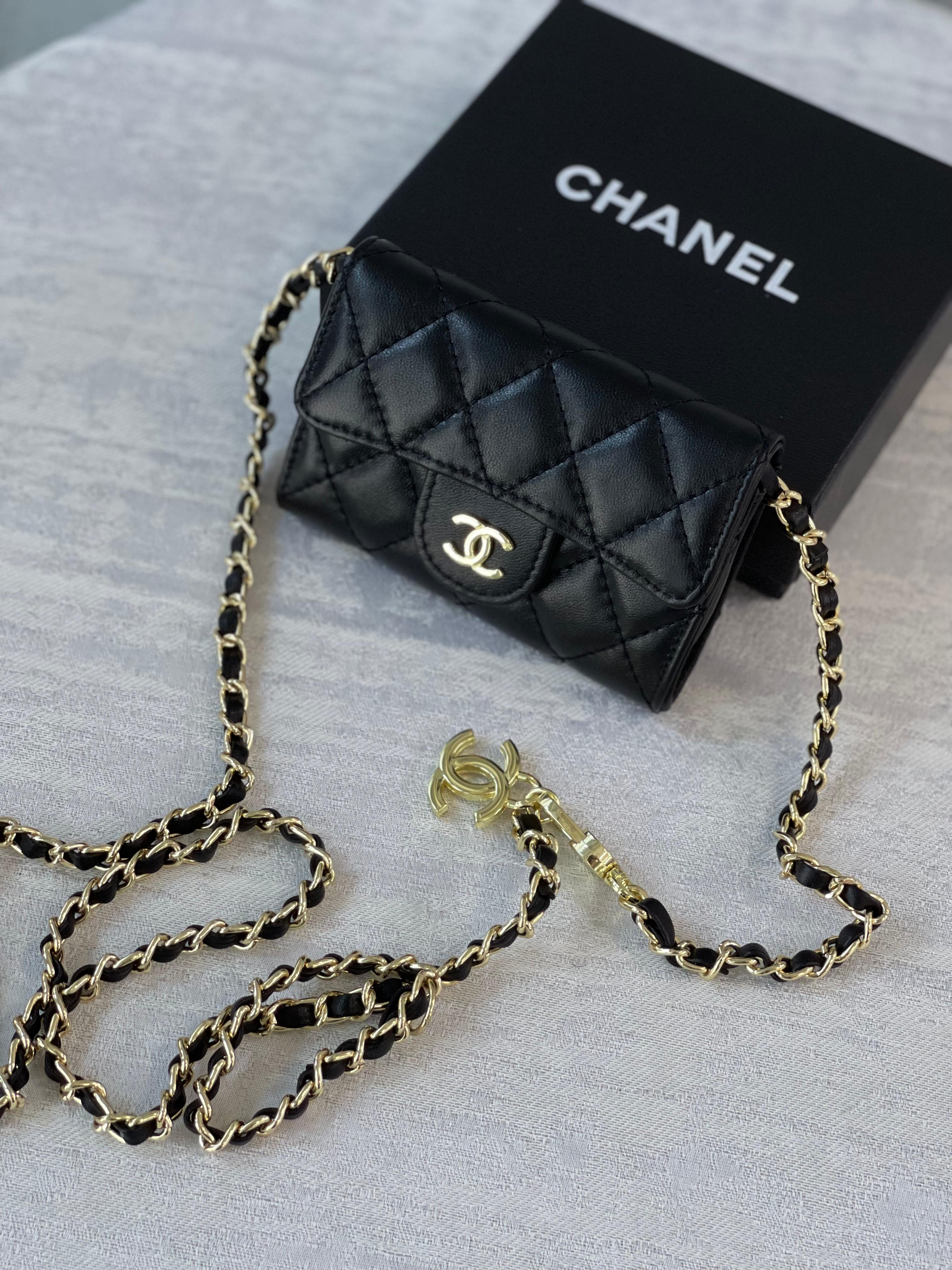 Chanel Quilted Zip Coin Purse in Black with Gold Hardware