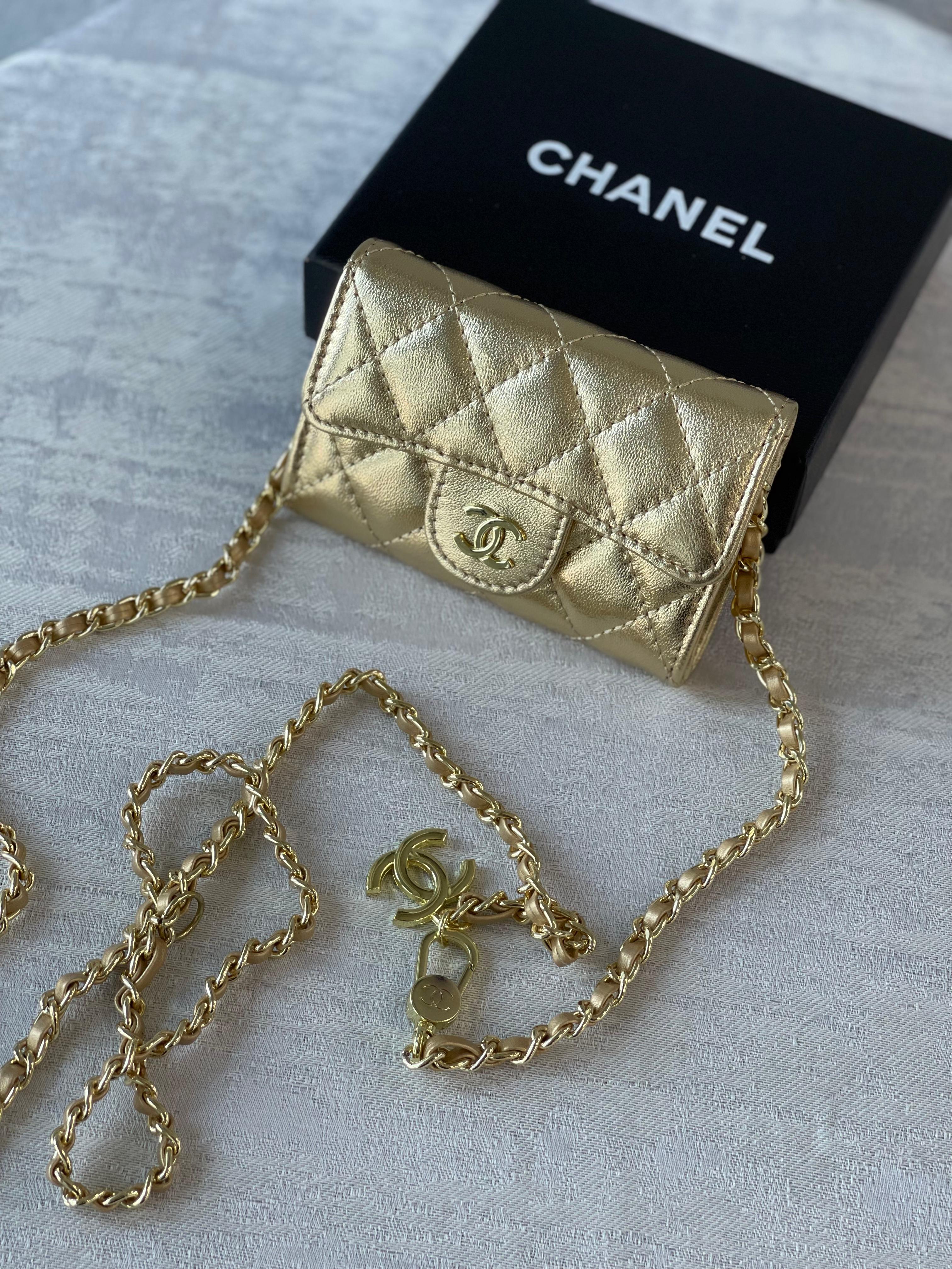 Chanel Quilted Zip Coin Purse in Black with Gold Hardware
